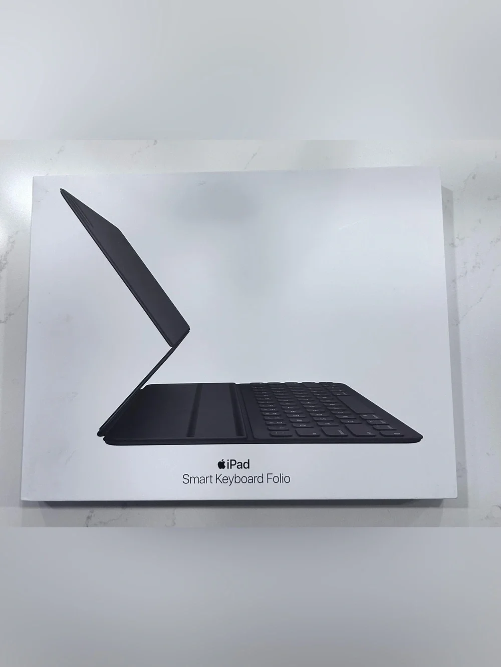 NEW, Apple Smart Keyboard Folio - Black